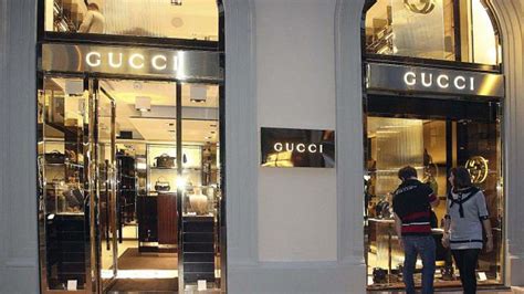 gucci brescia via gramsci|Google Maps.